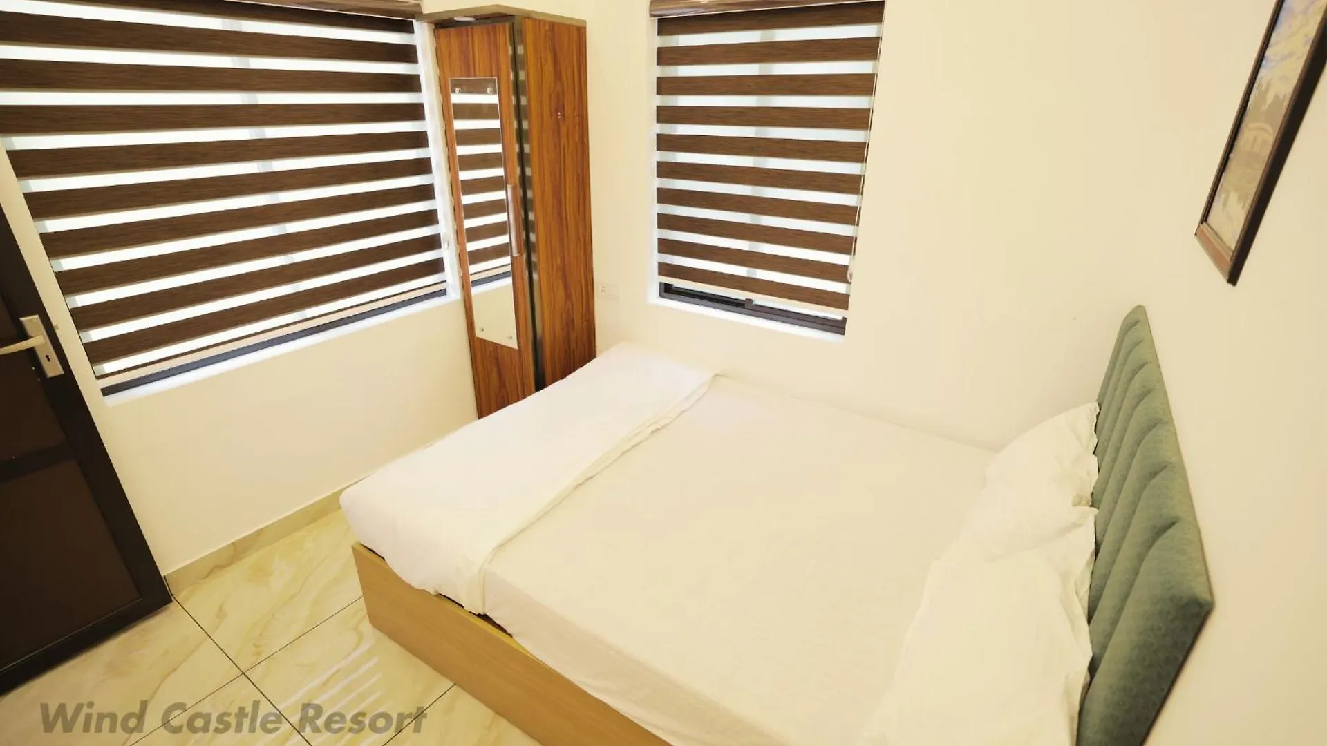 Wind Castle Bed & Breakfast Elur 0*,